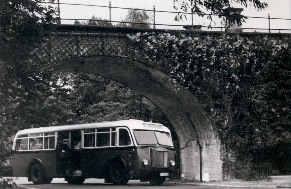 Historisches Bild der Nerobergbahn: Das Nerotal